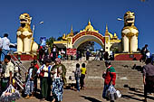 Myanmar - Kyaikhtiyo, The constructed plaza around the pagoda 